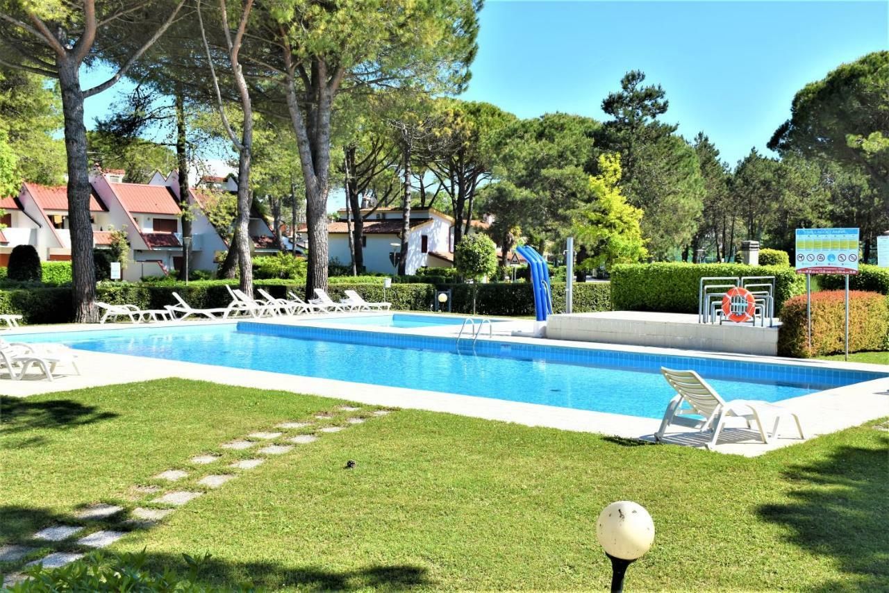 Villaggio Anna Bibione Bagian luar foto