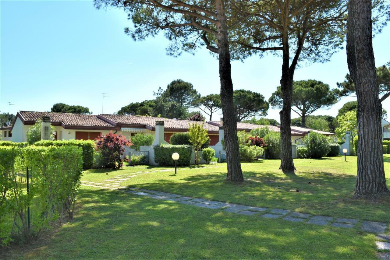 Villaggio Anna Bibione Bagian luar foto